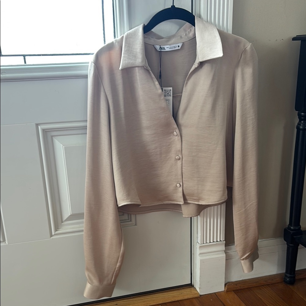 Zara Cream Satin Button-Up cropped Blouse